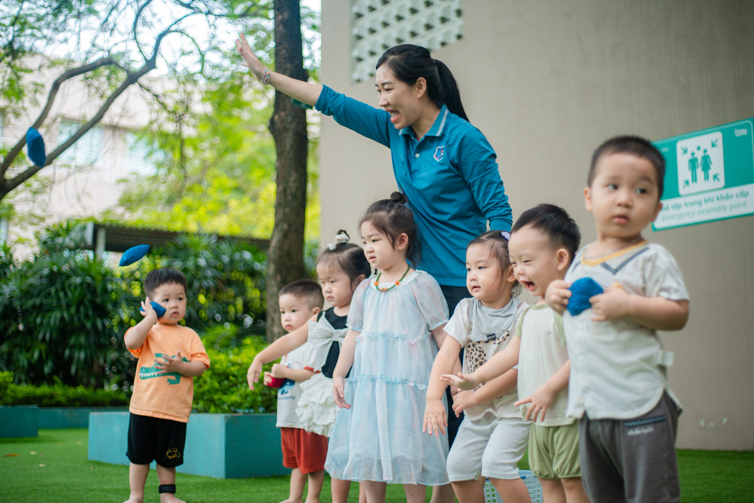 Quan s&aacute;t v&agrave; đ&aacute;nh gi&aacute; Creative Kinder Care
